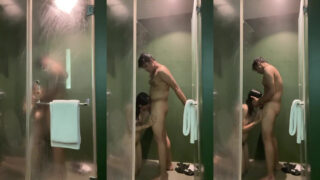 Indian Aunty’s hot XXX clip of a blowjob under the shower