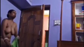 मोटे संतरे वाली देहाती चाची का न्यूड विडियो